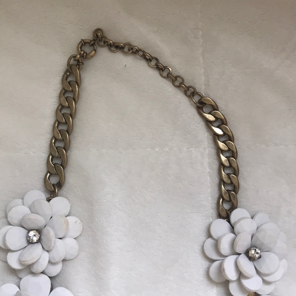 J.Crew White Floral statement necklace with studs - Picture 6 of 9